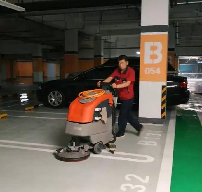 潮湿伏天减少地库返潮――壹品人家正在行动(图1)